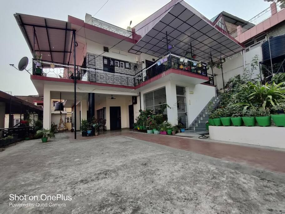 The Wintercrest Villa Dharamshala Exterior photo